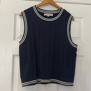 Loft Scoop-Neck Sweater Vest